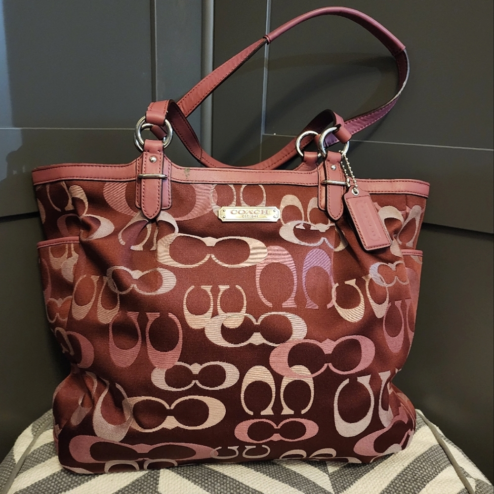 Coach Gallery Optic Signature Zip  Bordeaux Pink Canvas Jacquard Leather Tote